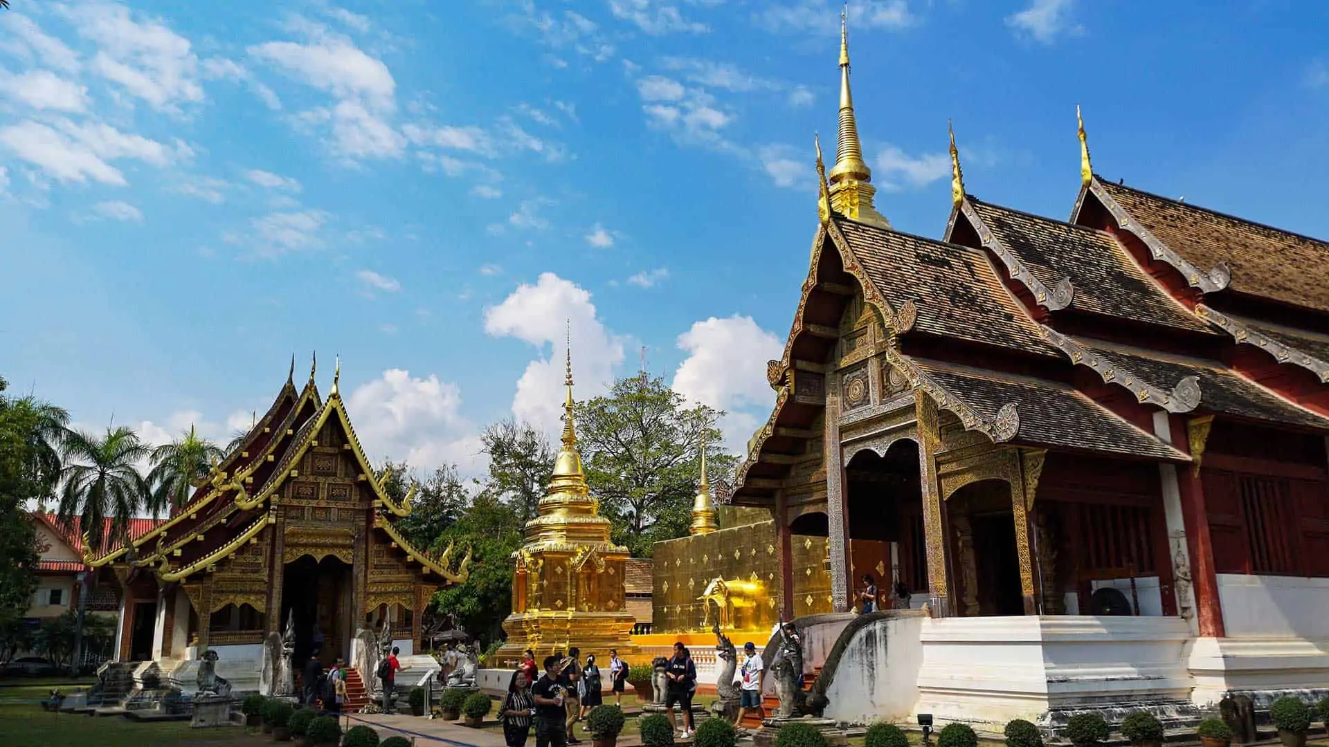 10 Temples That You Must Visit In Chiang Mai, PTT Outdoor, Chiang Mai Wat Phra Singh 02,
