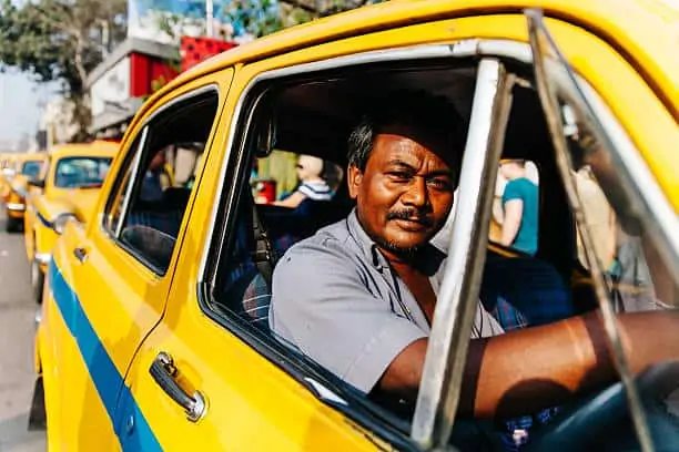 10 Things Not To Do in India - A Traveler's Reminder | PTT Outdoor cab driver in india