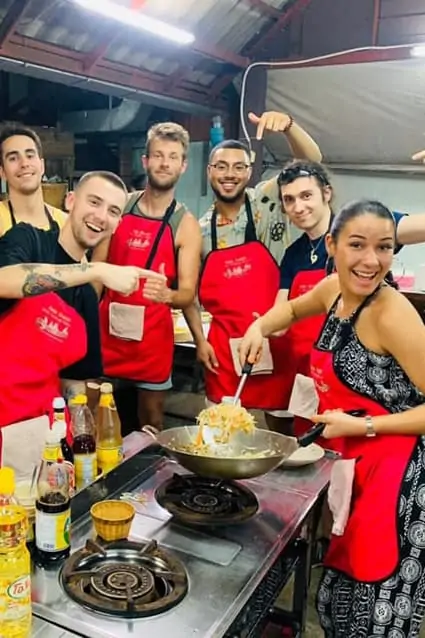5 Things To Do In Chiang Mai - YellowTukTuk | PTT Outdoor 5 Things To Do In Chiang Mai - YellowTukTuk, PTT Outdoor, chiang mai,