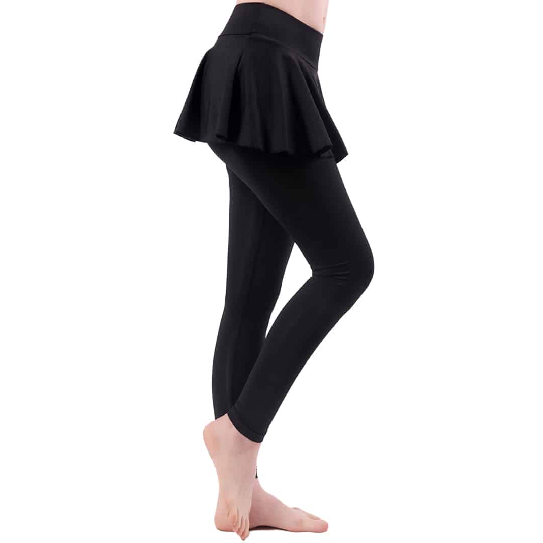 short skirt with leggings