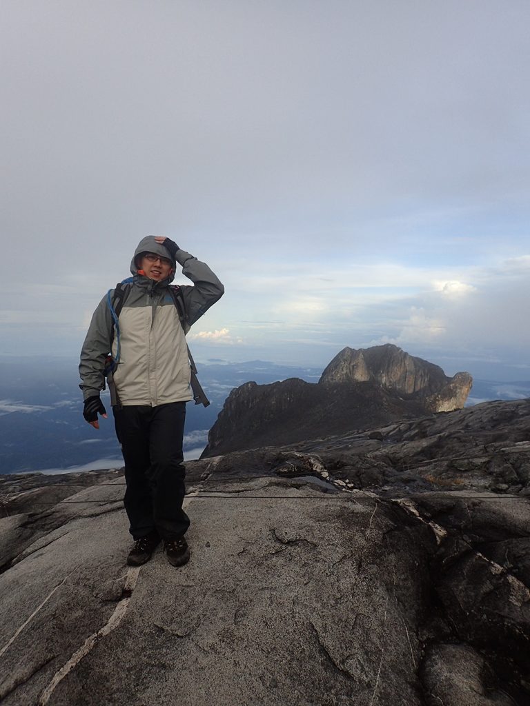6 Must Have Items For Your Kinabalu Hike