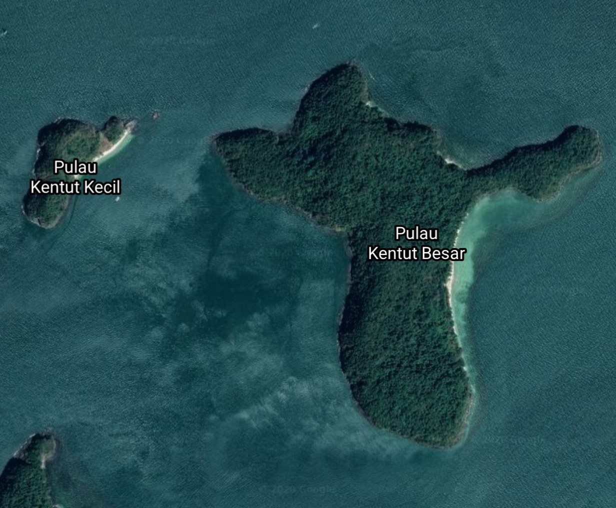 Pulau Kentut Besar and Pulau Kentut Kecil