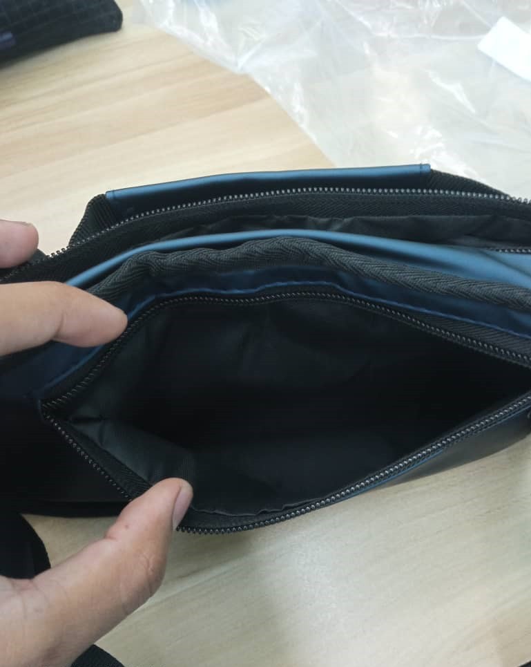 anti theft pouch