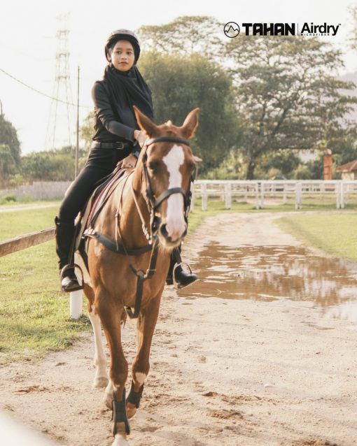 TAHAN x Airdry™ Sports Hijab, PTT Outdoor, DSCF6473Ew,