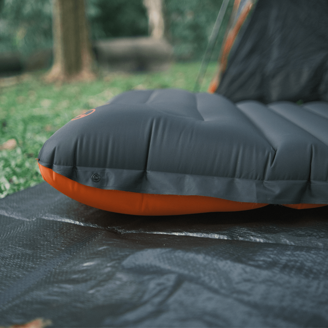 Choosing the Right Sleeping Pad Guide, PTT Outdoor, TAHAN Panthera Inflatable Sleeping Pad lifestyle 7,