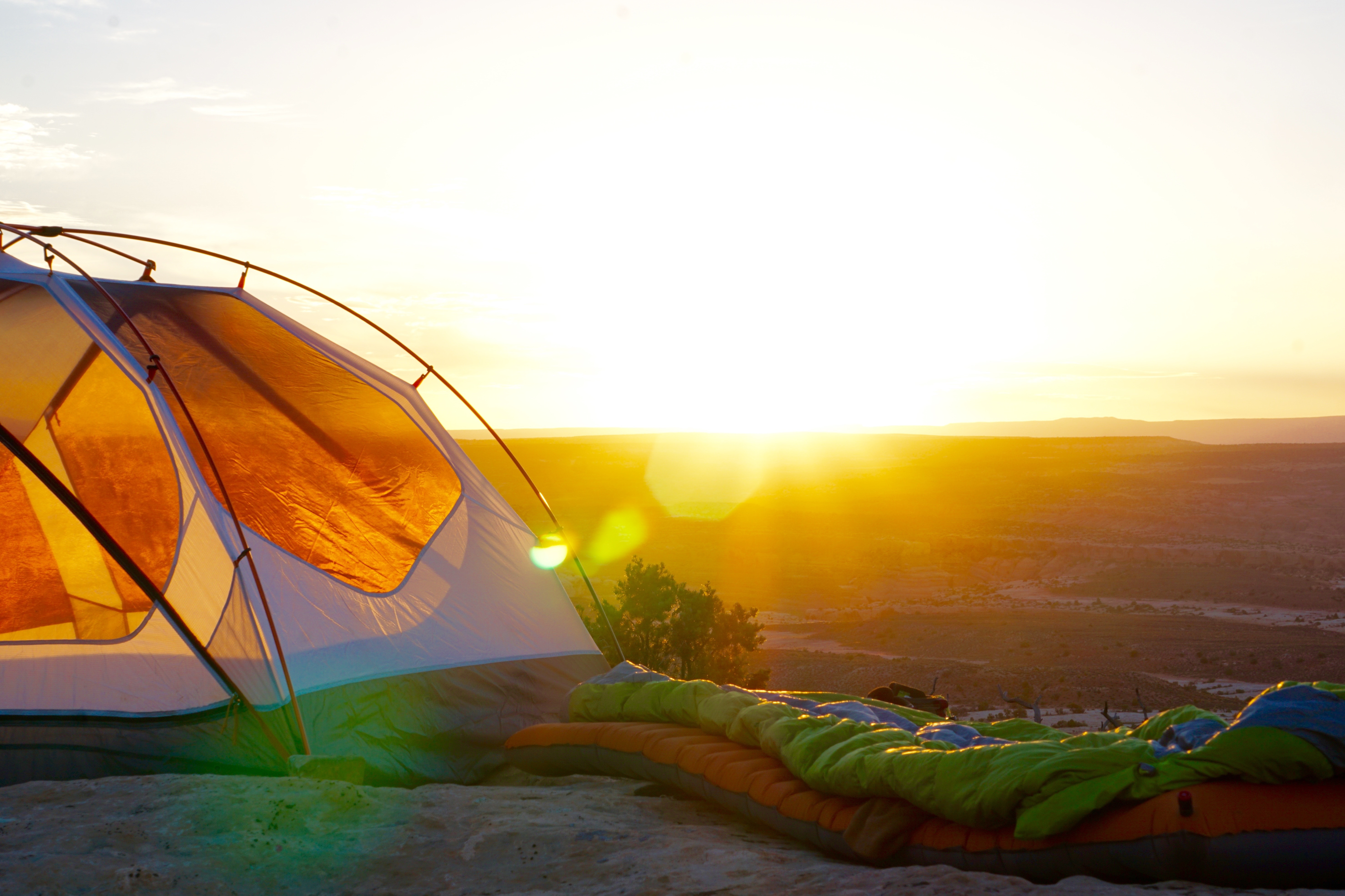The 7 Golden Rules of Etiquette for Camping, PTT Outdoor, jack sloop qelGaL2OLyE unsplash,